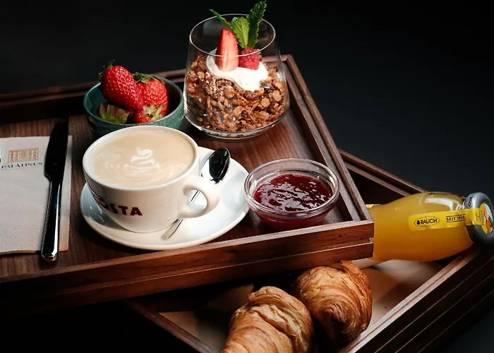 Palatinus Boutique 4* بيتْش